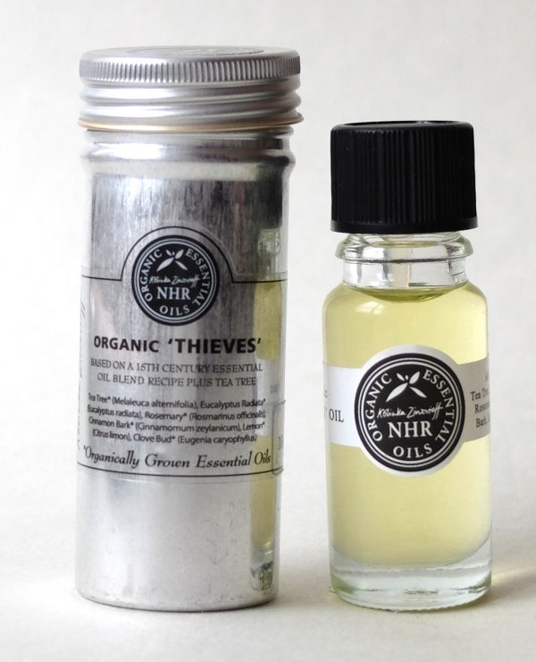 Thieves Organic Essential Oil Blend (protection & immunity)
